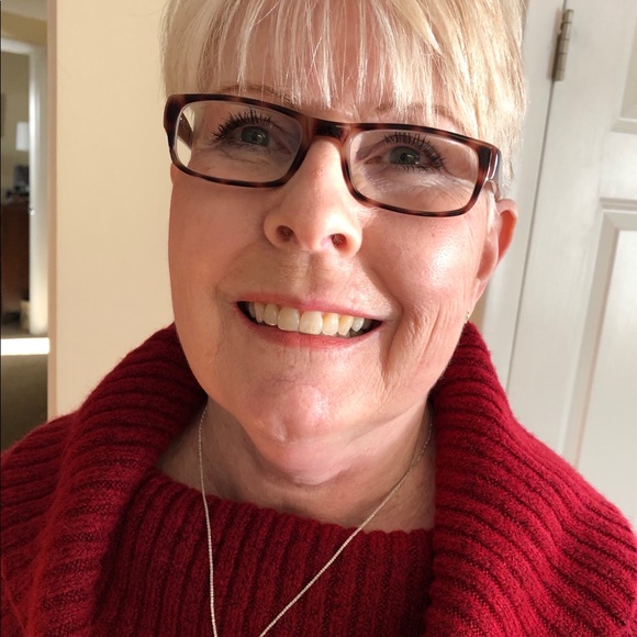 Meet your Posher, Patricia - Picture 1 of 1